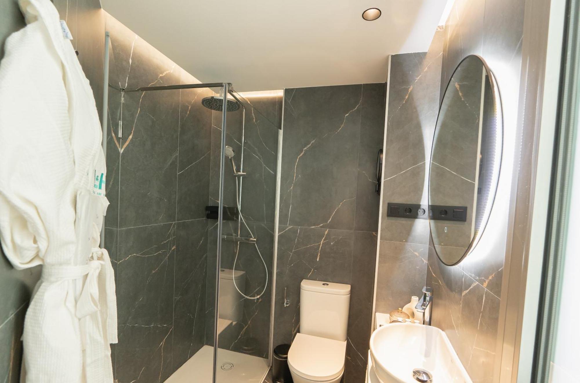 L&H Callao Selection Adults Only Madrid Room photo